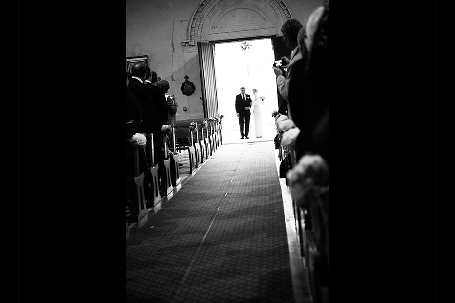 Photo de mariage entrée église